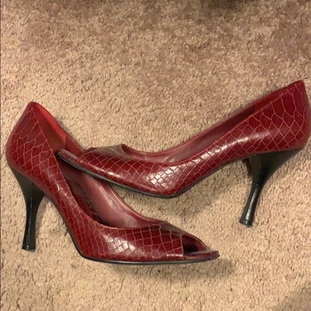 Antonio Melani snakeskin red pumps